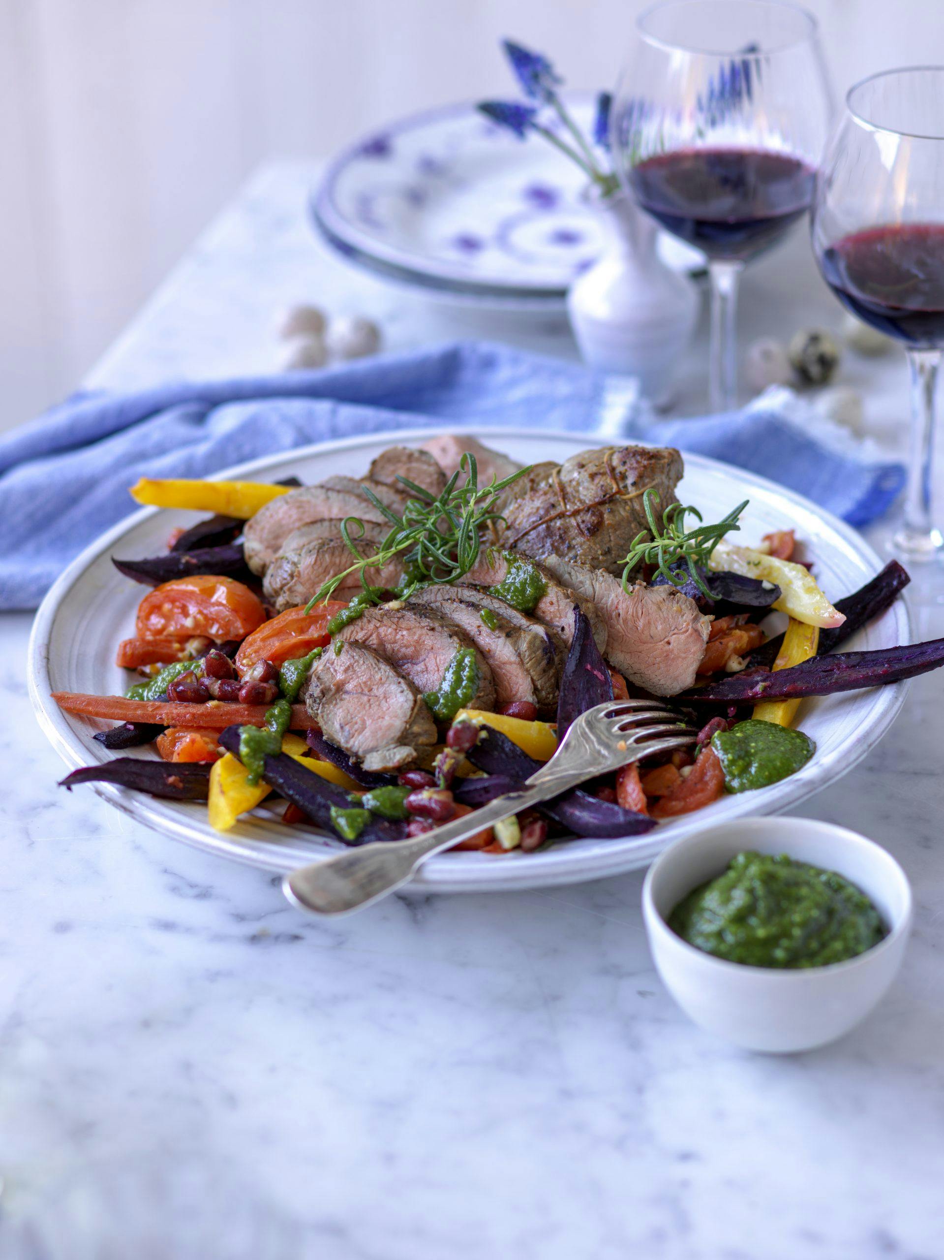 ll 21 paskmat dukning15 lammeroastbiff oppskrift